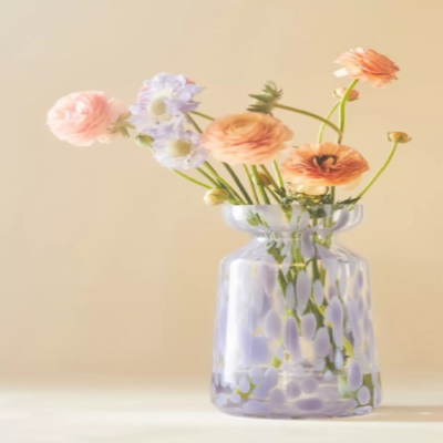 CHEENA GLASS VASE BUD